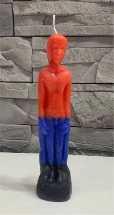 SANTERIA Svíce figurální červená - modrá - černá San Cyprián muž 20 cm